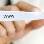 Perbedaan antara Registry, Registrar dan Registrant